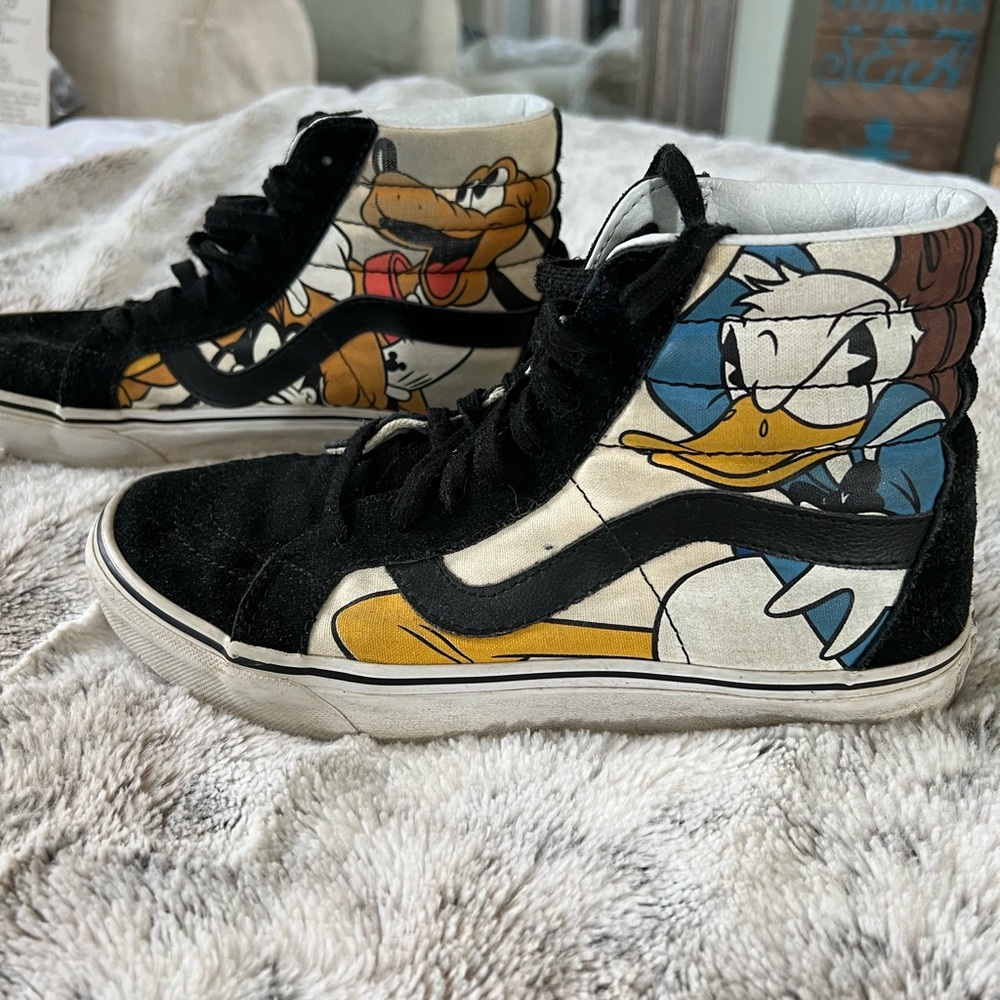 Disney Vans High Top Women Sz 7